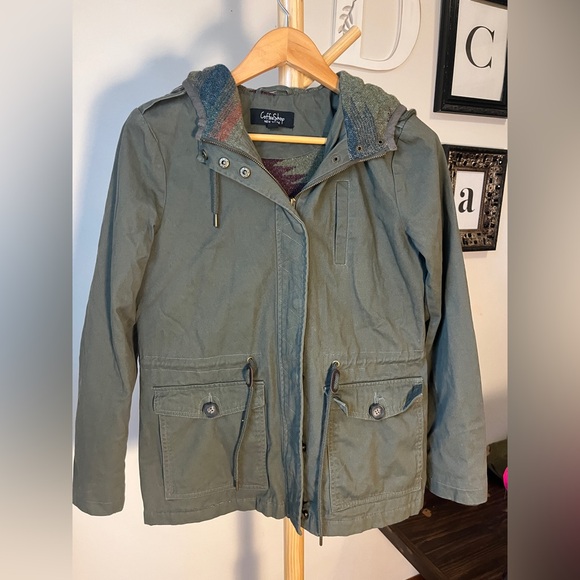 CoffeeShop Jackets & Blazers - Coffee Shop New York Women’s Field Jacket Size Small Military Green Aztec Hooded